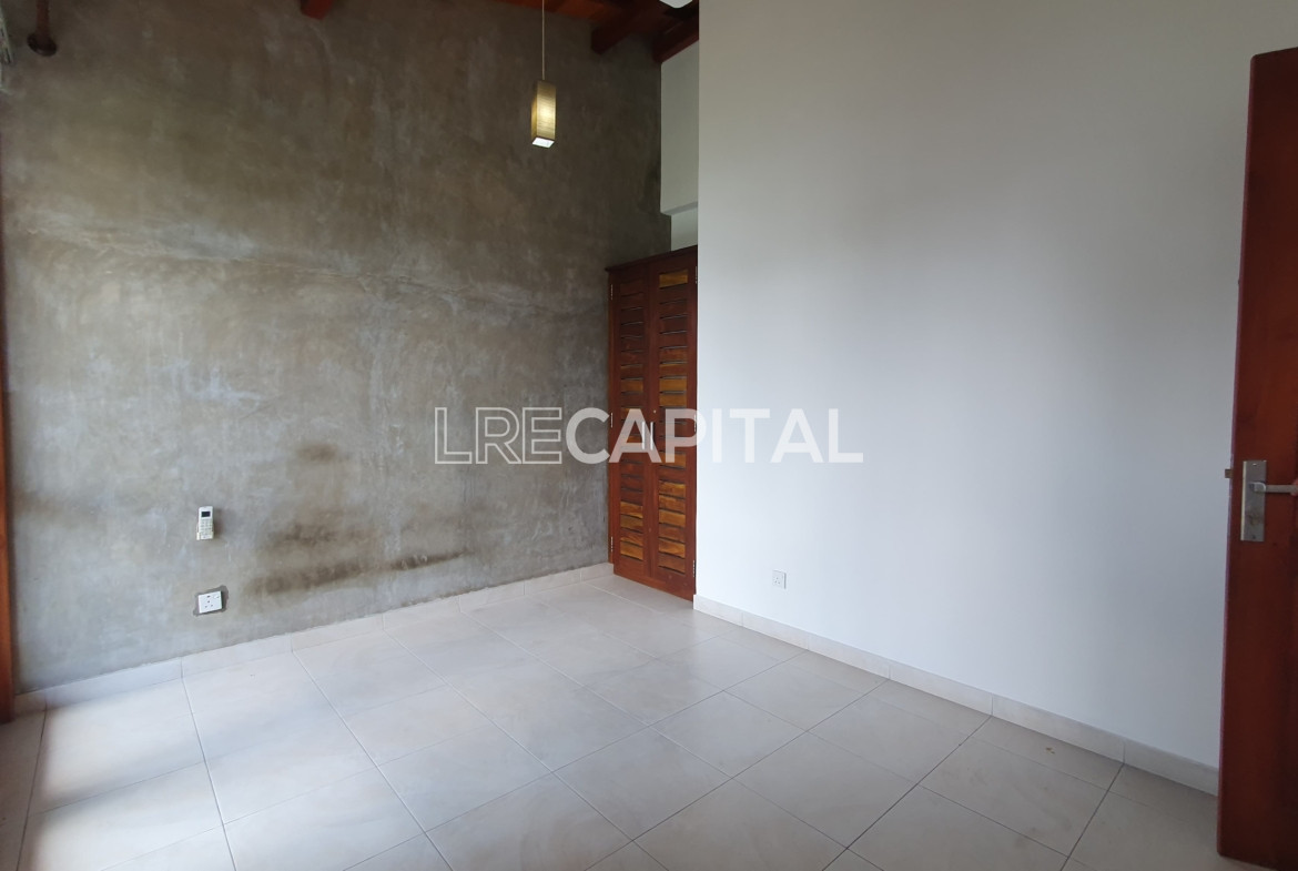 4 bed house for sale in pilayandala